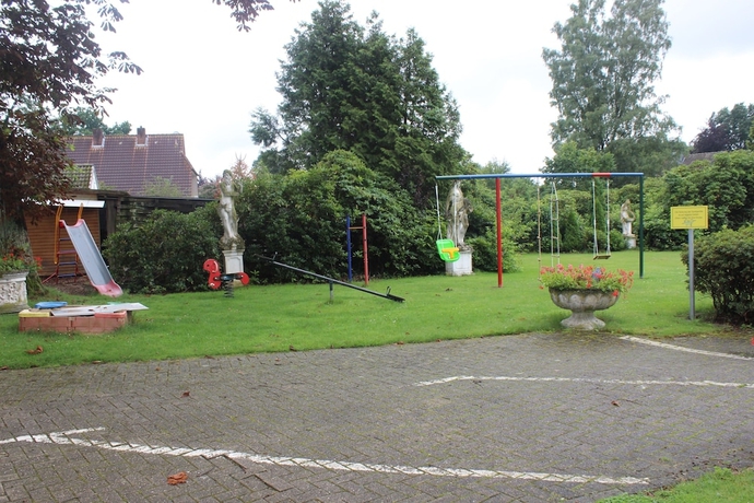 Imagen de los exteriores del Hotel Meyerhof Heiligenrode. Foto 19