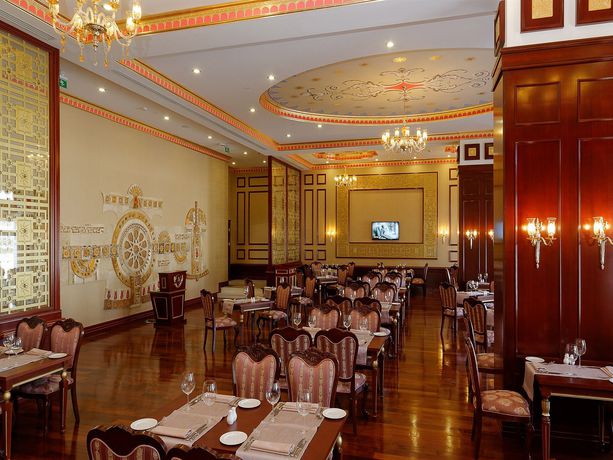 Imagen de los interiores del Hotel Meyra Palace. Foto 10