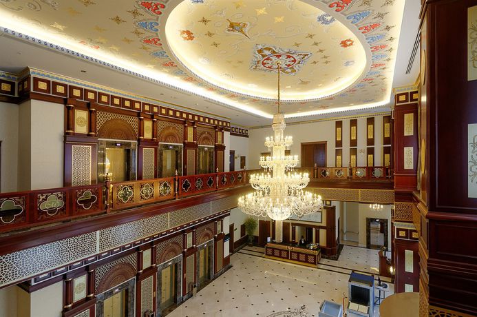 Imagen de los interiores del Hotel Meyra Palace. Foto 12