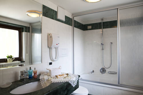 Imagen de la habitación del Hotel Mezd&igrave;. Foto 7