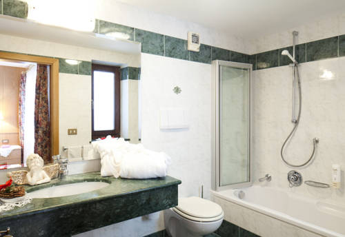 Imagen de la habitación del Hotel Mezd&igrave;. Foto 12