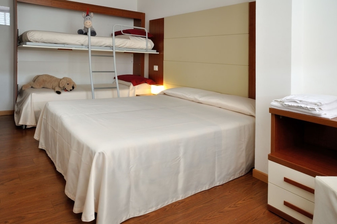 Imagen de la habitación del Hotel Mezzaluna. Foto 7