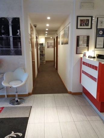 Imagen de los interiores del Hotel Mezzaluna. Foto 19