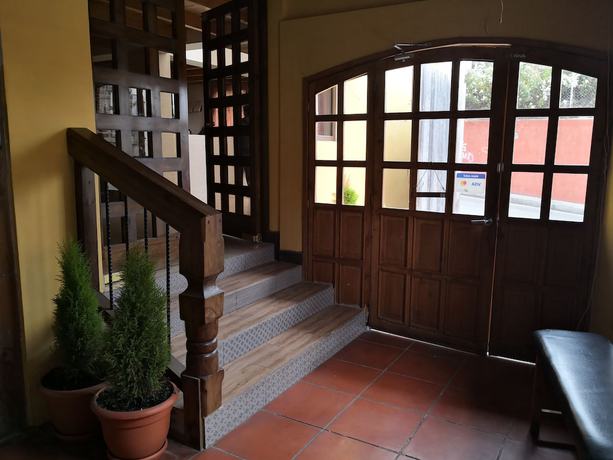 Imagen de los interiores del Hotel Mezzanine. Foto 15