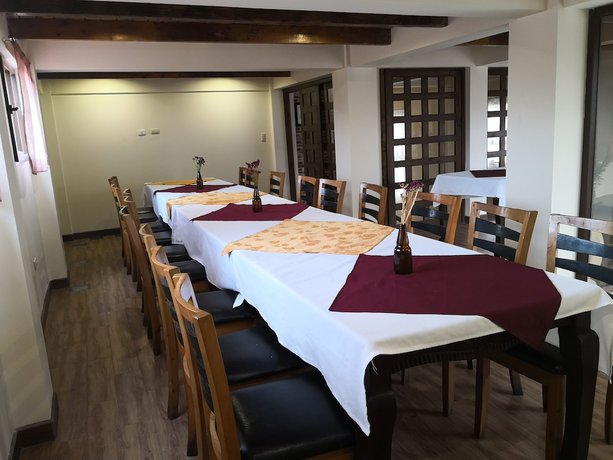 Imagen de los interiores del Hotel Mezzanine. Foto 17