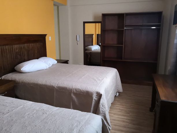 Imagen de la habitación del Hotel Mezzanine. Foto 12