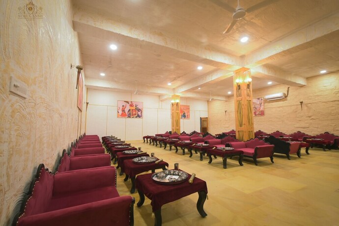 Imagen del bar/restaurante del Hotel Mf Desert Camp. Foto 10