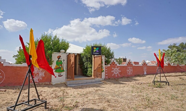 Imagen de los interiores del Hotel Mf Desert Camp. Foto 30