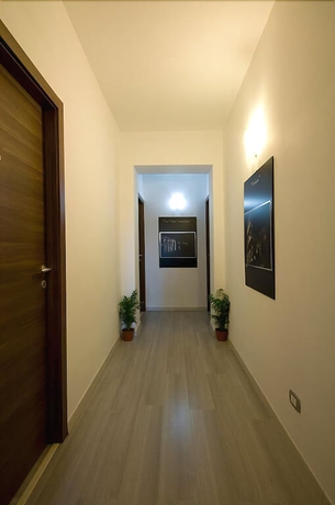 Imagen de los interiores del Hotel Mf. Foto 13