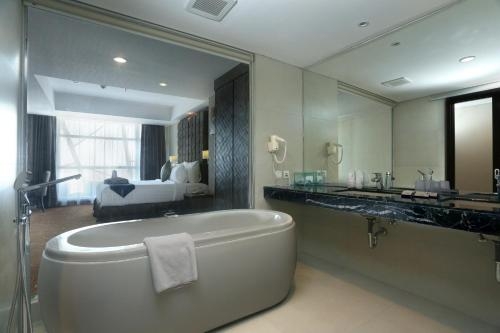 Imagen general del Hotel Mg Setos Semarang. Foto 2