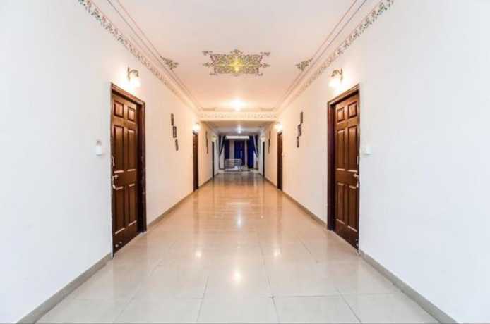 Imagen de los interiores del Hotel Mgh 114 Krishna Udaipur. Foto 11