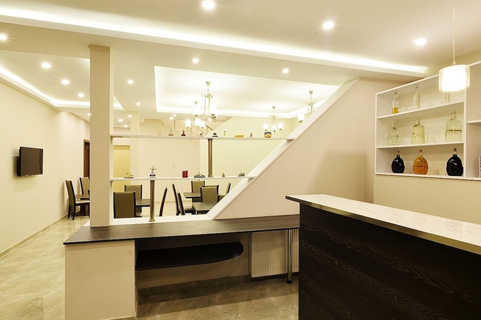 Imagen de los interiores del Hotel Mgk. Foto 19