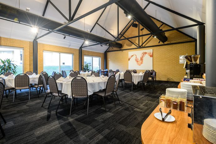 Imagen del bar/restaurante del Hotel Mgsm Executive and Conference Centre. Foto 4