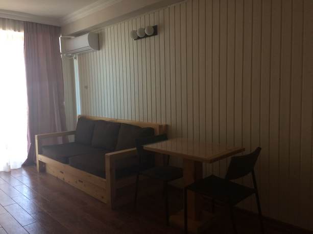 Imagen de la habitación del Hotel Mgzavrebi Gonio Aparthotel. Foto 9