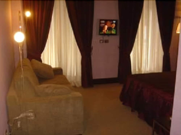 Imagen de la habitación del Hotel Mh Design. Foto 9