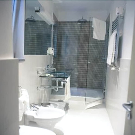 Imagen de la habitación del Hotel Mh Design. Foto 13