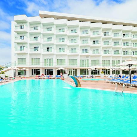 Imagen de la piscina del Hotel Mh Peniche. Foto 22