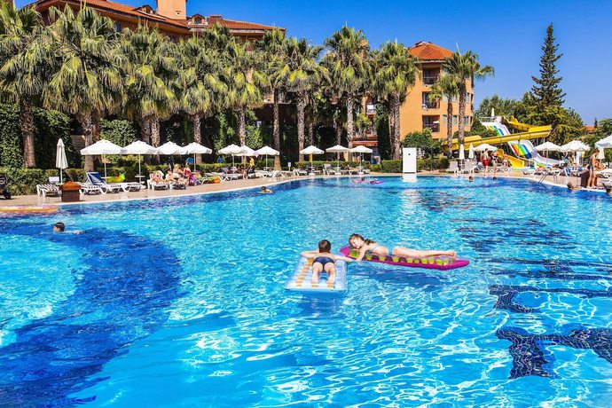Imagen de la piscina del Hotel Mholiday Hotels Stone Palace Side - All inclusive. Foto 18