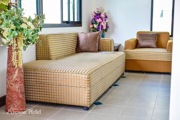 Imagen de los interiores del Hotel MhonSa Hotel. Foto 7