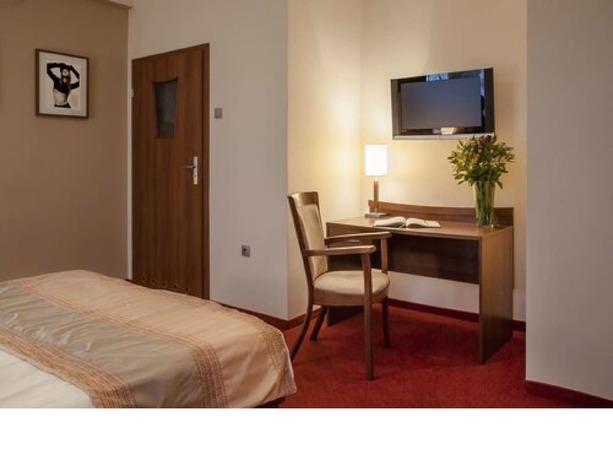 Imagen de la habitación del Hotel Mhotel. Foto 11