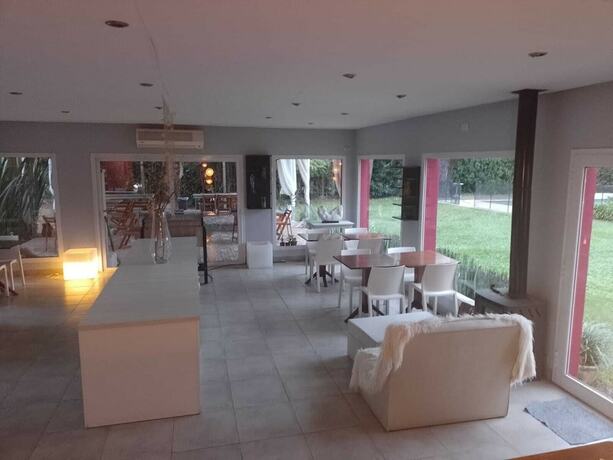 Imagen general del Hotel Mi Espacio Sur. Foto 4