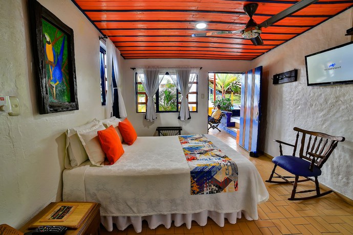 Imagen de la habitación del Hotel Mi Monaco. Foto 8