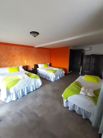 Imagen de la habitación del Hotel Mi Para&iacute;so R&iacute;o Dulce. Foto 15