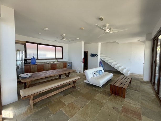 Imagen de la habitación del Hotel Mi Playa Beach front Isabella. Foto 15