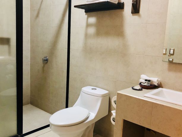 Imagen de la habitación del Hotel Mi Solar Ejecutivo. Foto 6