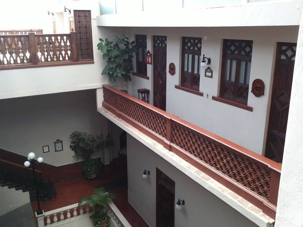 Imagen de los exteriores del Hotel Mi Solar. Foto 7
