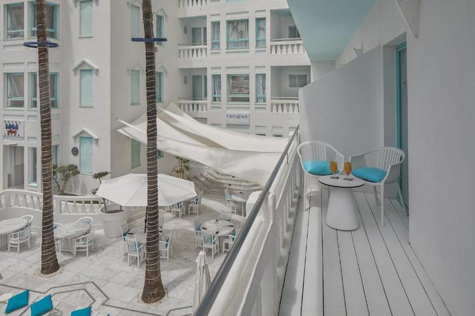 Imagen de la habitación del Hotel MiM Ibiza member of Meli&aacute; Collection. Foto 8