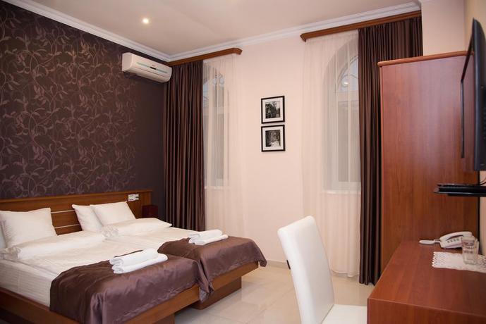 Imagen de la habitación del Hotel Mia Casa. Foto 8