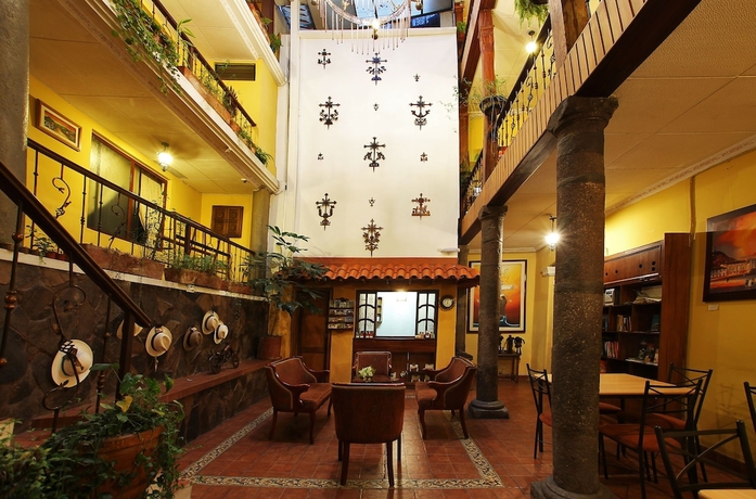 Imagen de los interiores del Hotel Mia Leticia. Foto 14