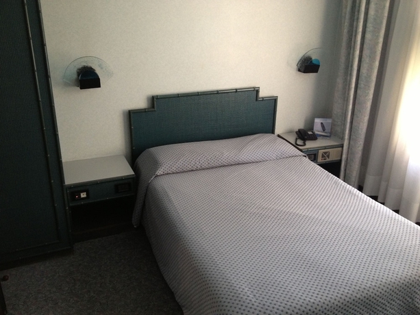 Imagen de la habitación del Hotel Mia Numana. Foto 7