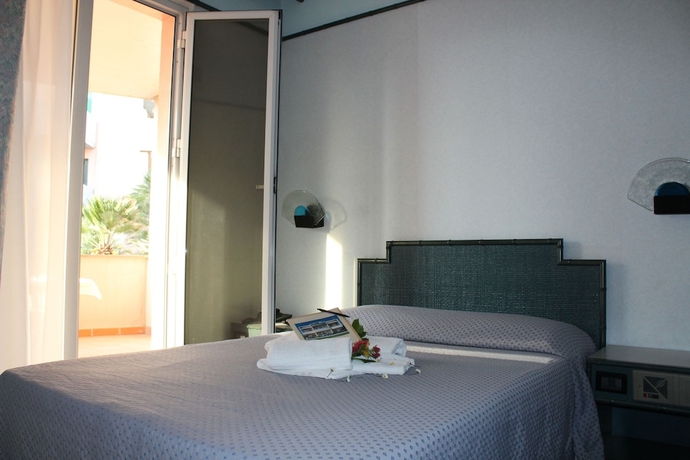 Imagen de la habitación del Hotel Mia Numana. Foto 10