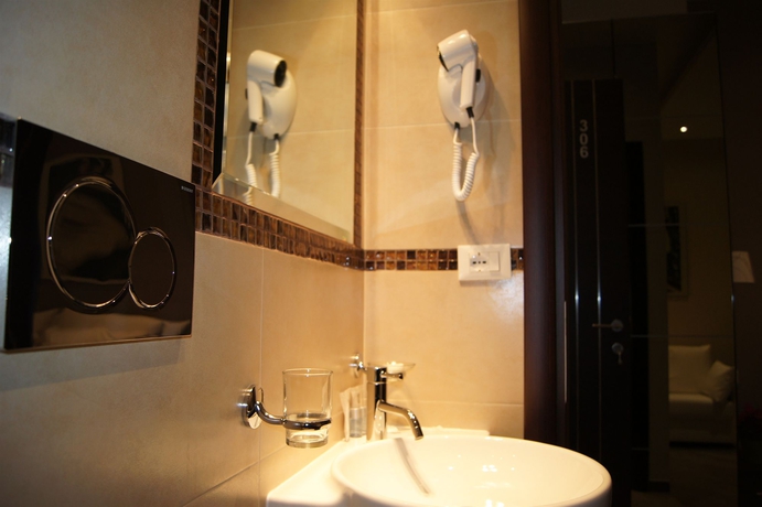 Imagen de la habitación del Hotel Mia Suites. Foto 9