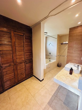 Imagen de la habitación del Hotel Mia Tulum Beachfront Resort - Ocean View Suites and Beach Club. Foto 6