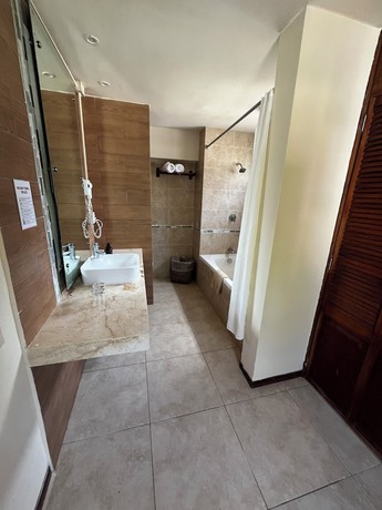 Imagen de la habitación del Hotel Mia Tulum Beachfront Resort - Ocean View Suites and Beach Club. Foto 9