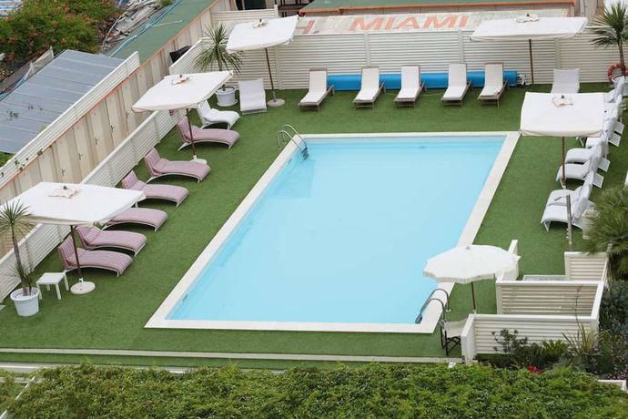 Imagen de la piscina del Hotel Miami Beach, Cervia. Foto 19