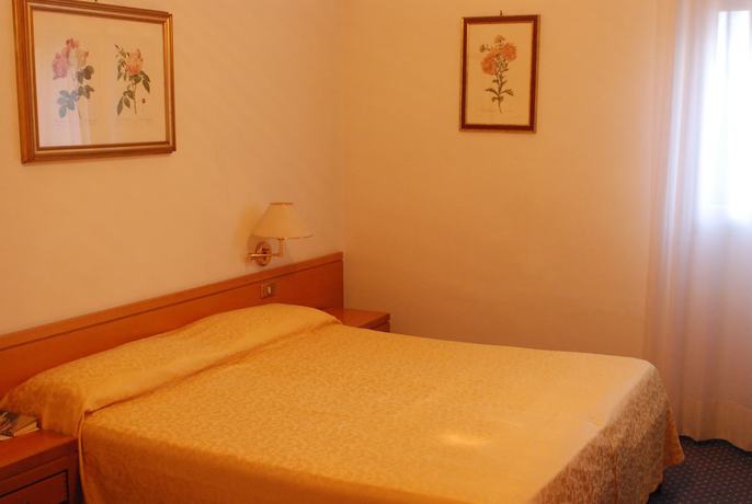 Imagen de la habitación del Hotel Miami Beach, Cervia. Foto 7