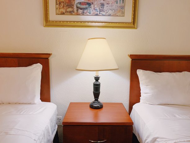 Imagen de la habitación del Hotel Miami Gardens Inn and Suites. Foto 3