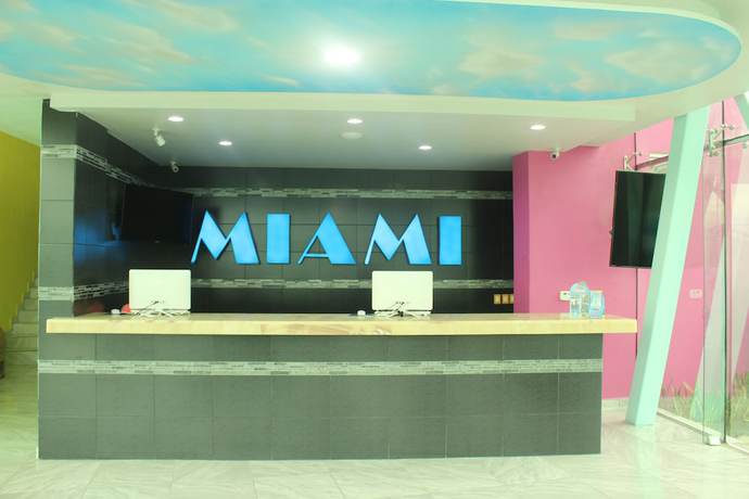 Imagen de los interiores del Hotel Miami Inn. Foto 15
