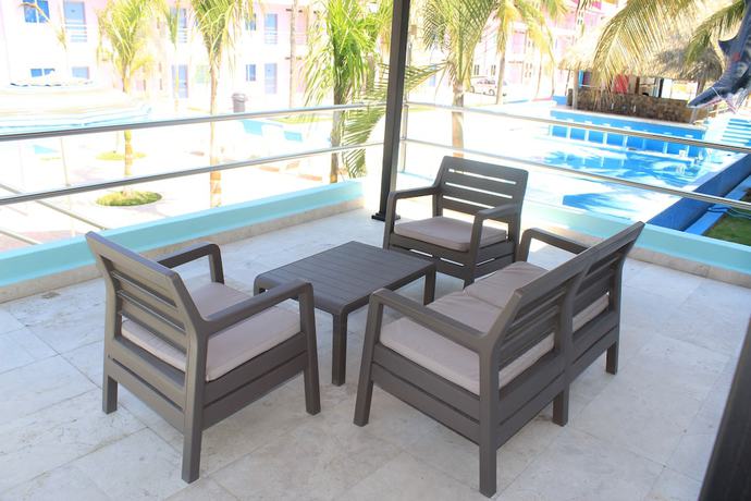 Imagen de los exteriores del Hotel Miami Inn, Nuevo Vallarta. Foto 11
