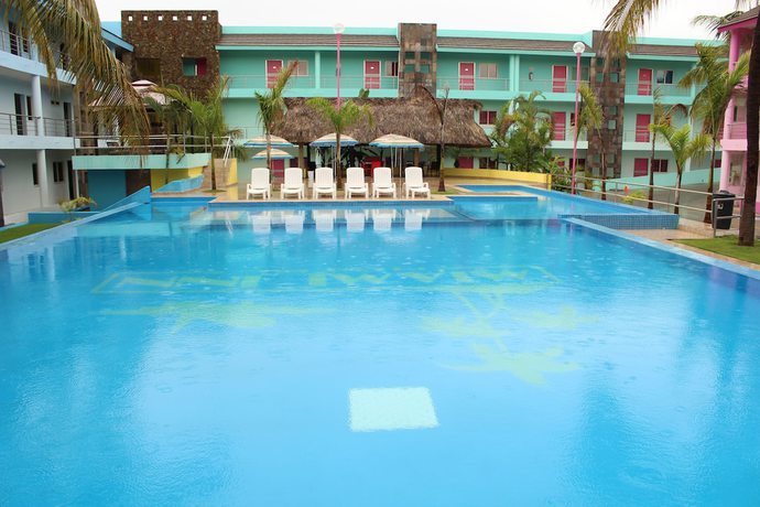 Imagen general del Hotel Miami Inn, Nuevo Vallarta. Foto 1