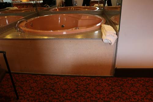 Imagen de la habitación del Hotel Miami Inn & Suites. Foto 2