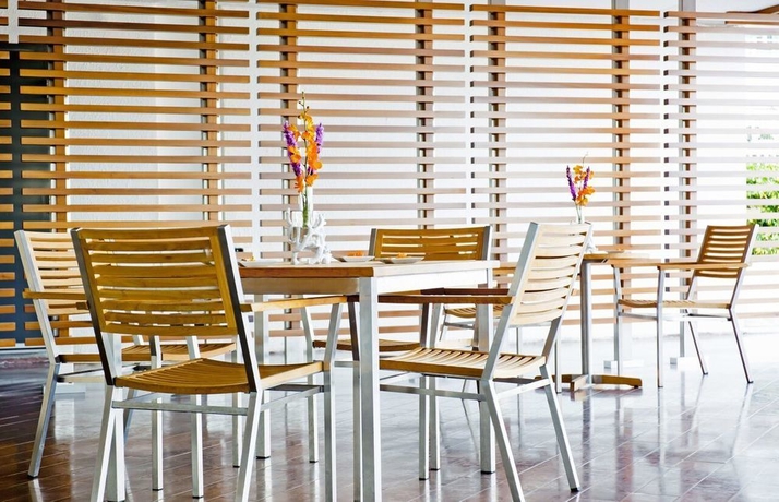 Imagen del bar/restaurante del Hotel Miami Marriott Biscayne Bay. Foto 3