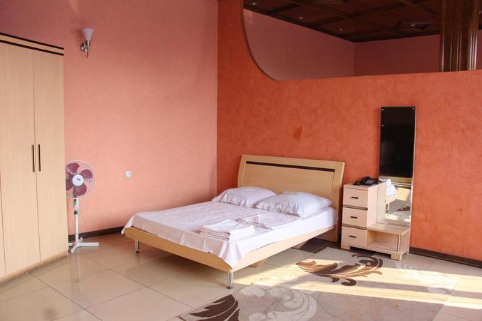 Imagen de la habitación del Hotel Miami Suite. Foto 8