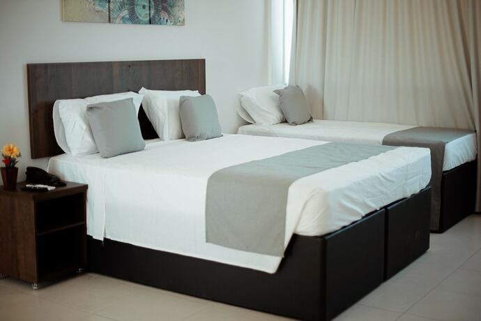 Imagen general del Hotel Miami by H Hot&eacute;is - Business. Foto 2