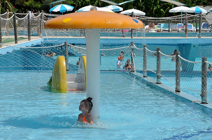 Imagen de la piscina del Hotel Miarosa Kemer Beach, Kiris. Foto 16