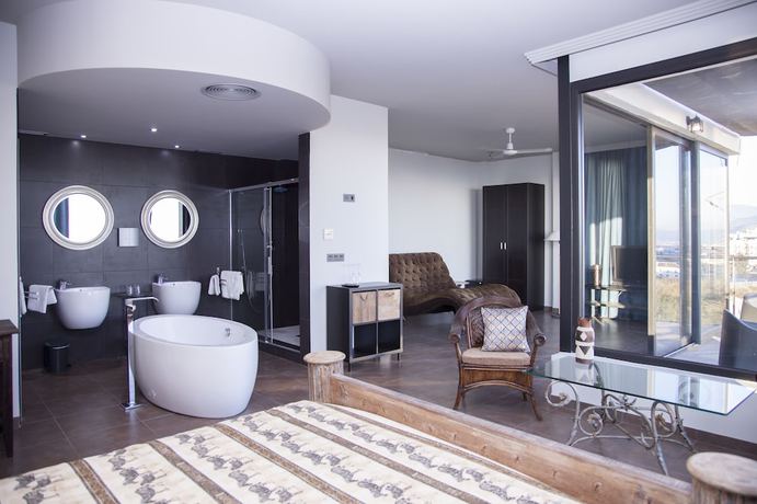 Imagen de la habitación del Hotel Miba. Foto 13